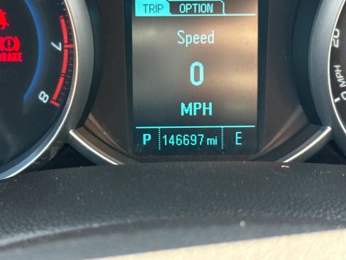 Used 2013 Chevrolet Cruze LS FWD image 18