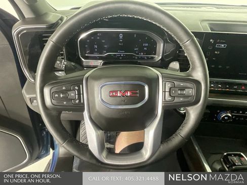 Used 2024 GMC Sierra 1500 SLT w/ SLT Premium Plus Package AWD/4WD image 40