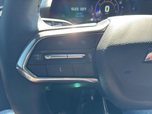 Used 2025 Chevrolet Equinox LT w/ Convenience Package II image 16