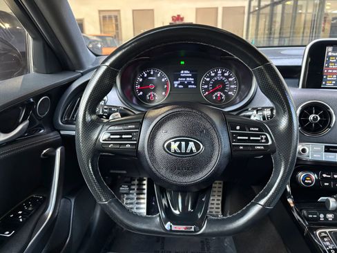 Used 2021 Kia Stinger GT-Line image 14