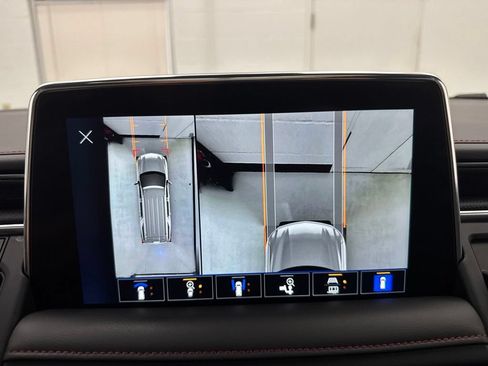 Used 2024 Chevrolet Tahoe RST w/ Luxury Package AWD/4WD image 40