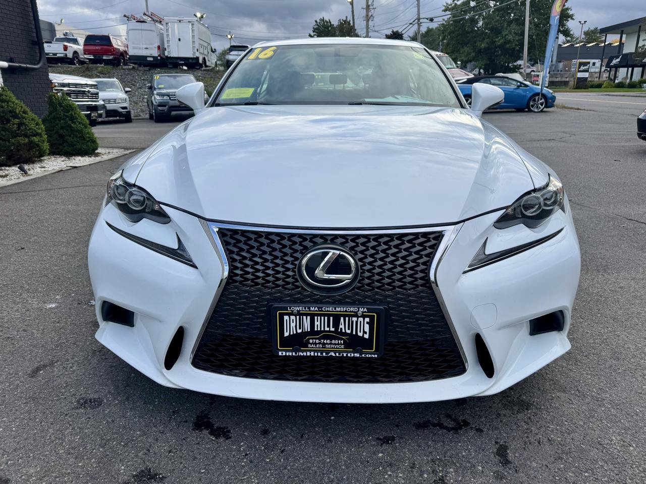 Used 2016 Lexus IS 300 AWD w/ F Sport Package image 8