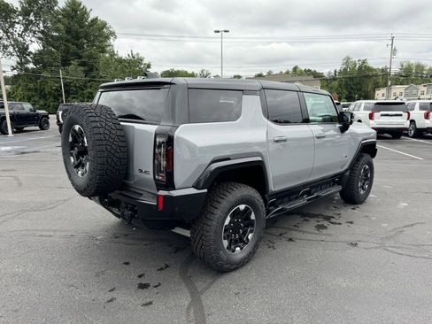 New 2025 GMC Hummer EV 3X w/ Extreme Off-Road Package image 8
