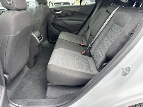 Used 2022 Chevrolet Equinox LT AWD/4WD image 28