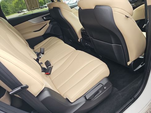 Certified 2024 Acura MDX w/ Technology Package FWD image 11