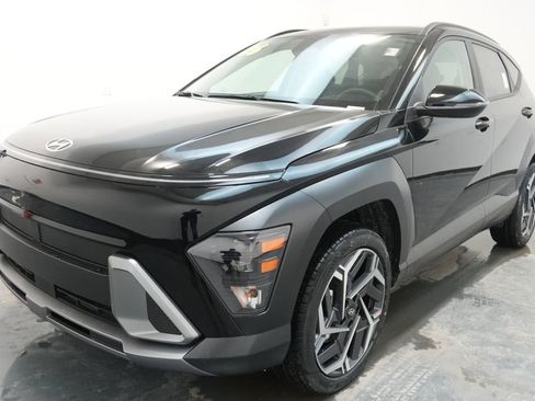 New 2026 Hyundai Kona SEL Premium image 3