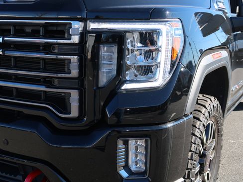 Certified 2023 GMC Sierra 2500 AT4 w/ AT4 Premium Plus Package image 17