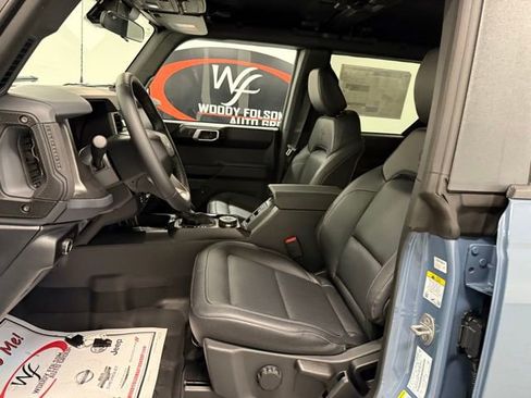 New 2025 Ford Bronco Badlands image 11