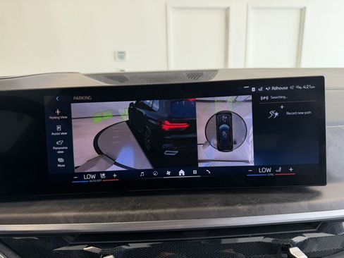 Used 2024 BMW X5 xDrive40i w/ M Sport Package image 27