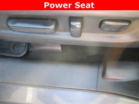 Used 2019 Honda Pilot Touring image 25