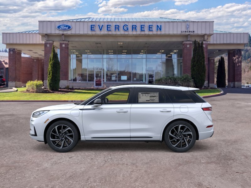 New 2025 Lincoln Corsair Grand Touring w/ Equipment Group 301A AWD/4WD image 3