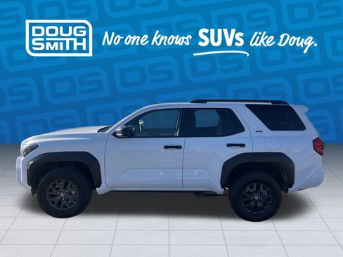 Used 2025 Toyota 4Runner SR5 image 2