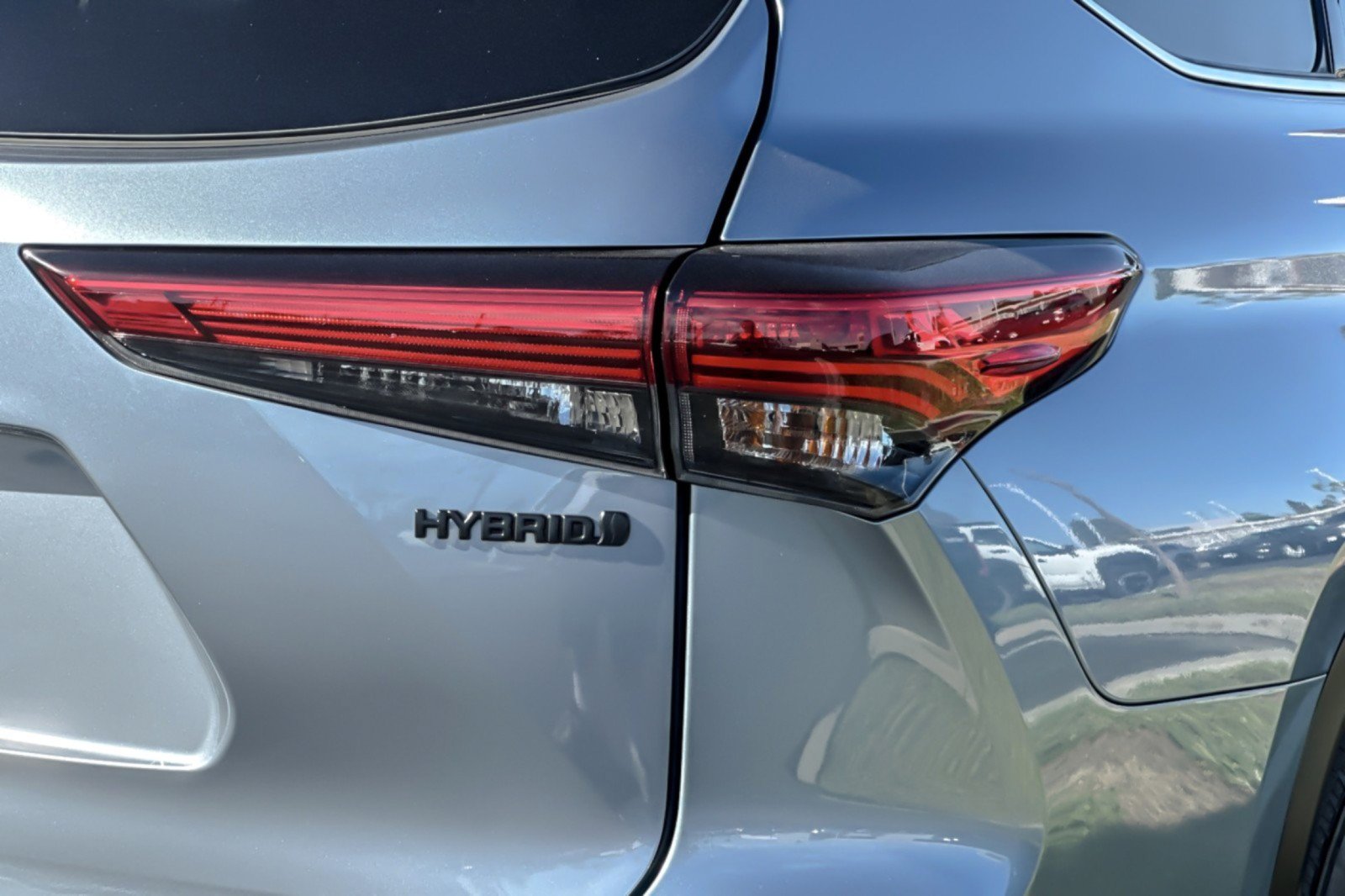Certified 2022 Toyota Highlander XLE FWD image 28