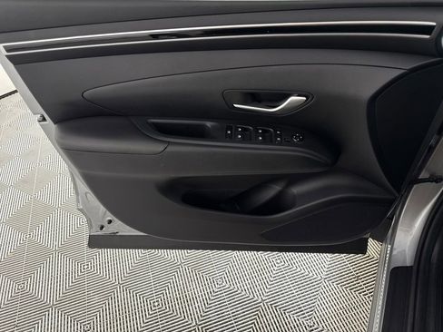 Certified 2023 Hyundai Tucson SE image 12