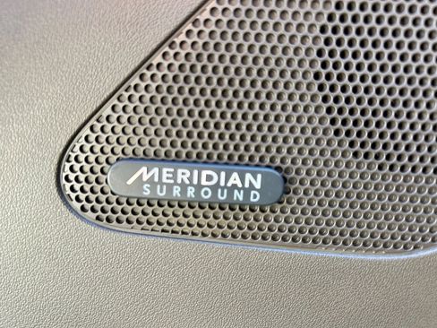 Used 2020 Jaguar F-PACE Prestige image 27