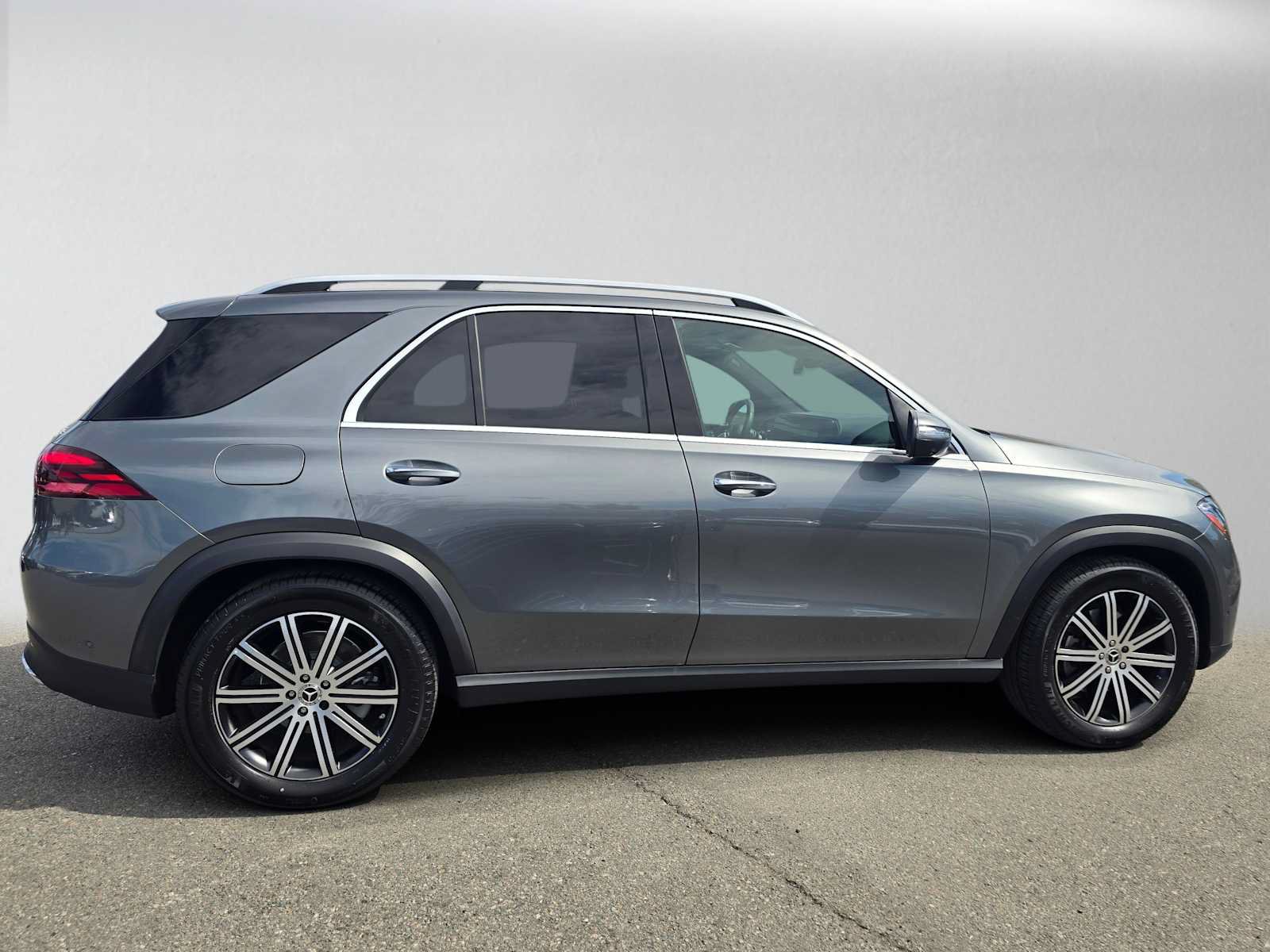 Used 2026 Mercedes-Benz GLE 350 4MATIC image 2