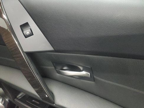 Used 2004 BMW 525i Sedan image 18