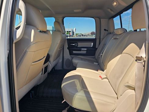 Used 2017 RAM 1500 Laramie w/ Convenience Group AWD/4WD image 17