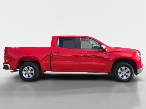 Used 2025 Chevrolet Silverado 1500 LT image 6