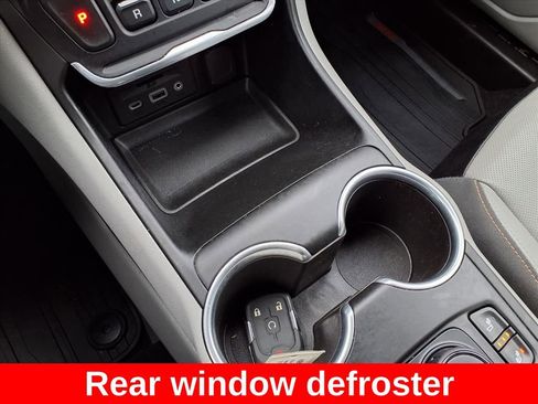 Used 2020 GMC Terrain SLT image 11