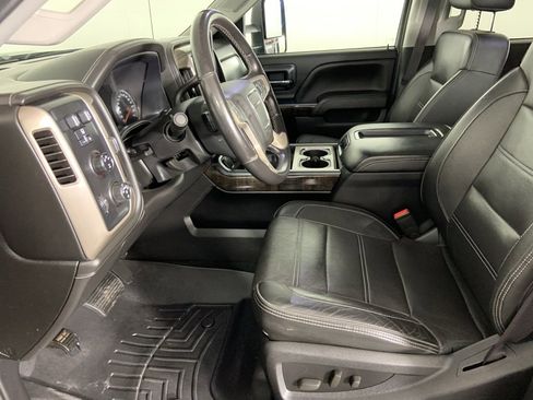Used 2015 GMC Sierra 3500 Denali image 14