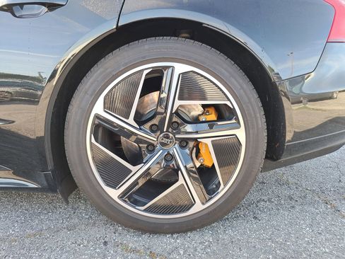 Used 2024 Audi RS e-tron GT w/ Carbon Performance Package image 7