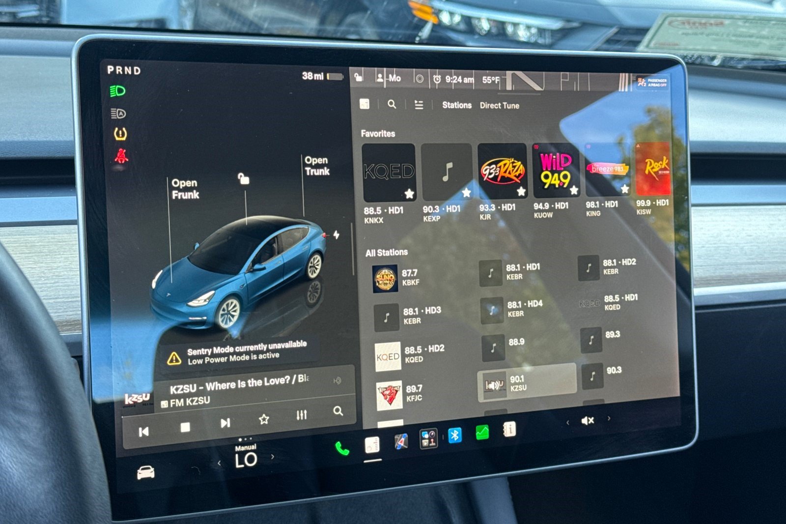 Used 2022 Tesla Model 3 Long Range AWD/4WD image 22