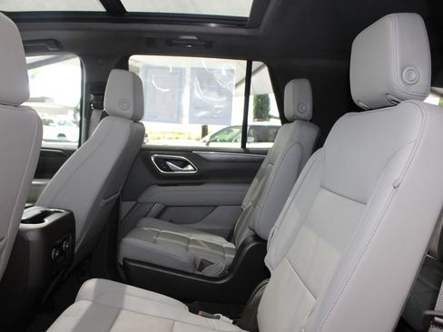 Used 2022 Chevrolet Tahoe LT w/ LT Signature Plus Package AWD/4WD image 53