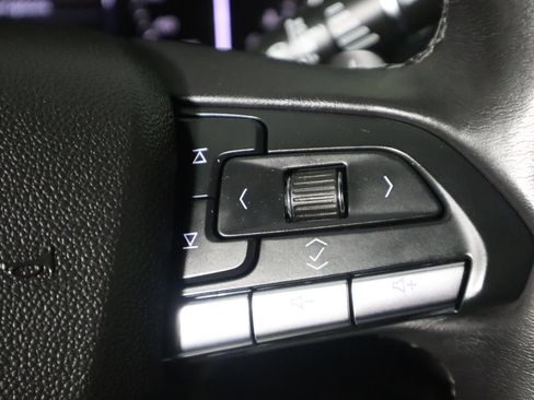 Used 2023 Cadillac XT4 Premium Luxury AWD/4WD image 38