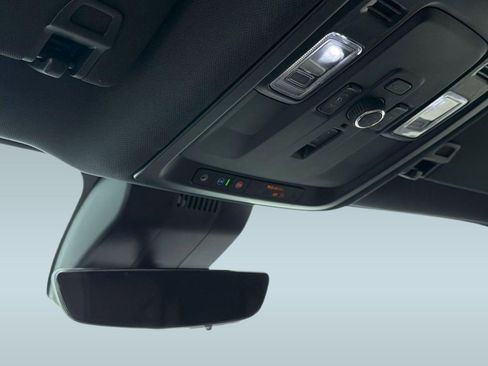 Used 2025 Chevrolet Suburban High Country image 20