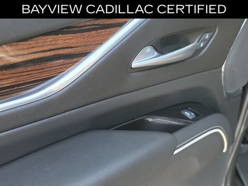 Certified 2023 Cadillac Escalade ESV Luxury AWD/4WD image 14