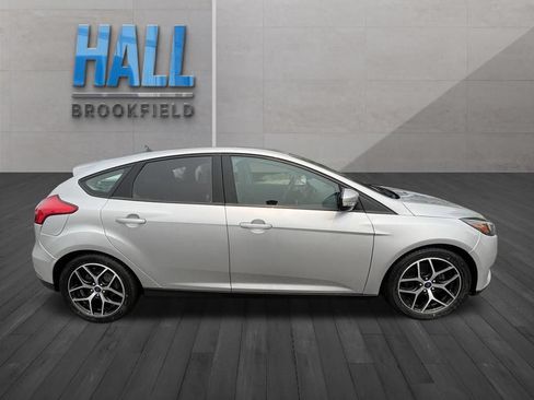 Used 2018 Ford Focus SEL FWD image 6