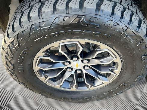 Used 2021 Chevrolet Colorado ZR2 image 29