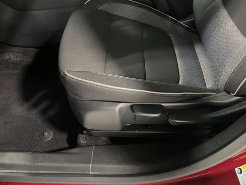 Used 2024 Chevrolet TrailBlazer LS w/ LS Convenience Package image 20