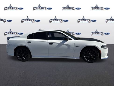 Used 2020 Dodge Charger R/T w/ Blacktop Package image 4