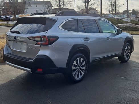 Certified 2025 Subaru Outback Limited image 2