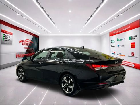 Used 2023 Hyundai Elantra SEL w/ Convenience Package FWD image 5