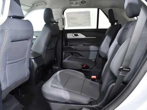 New 2026 Ford Explorer Active AWD/4WD image 16
