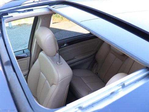 Used 2012 Mercedes-Benz GL 450 4MATIC image 25