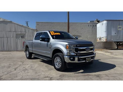 Used 2020 Ford F250 XLT w/ XLT Premium Package image 5