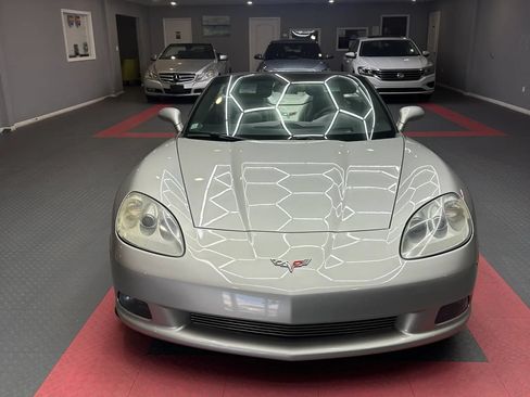 Used 2005 Chevrolet Corvette Convertible w/ Preferred Equipment Group RWD image 11