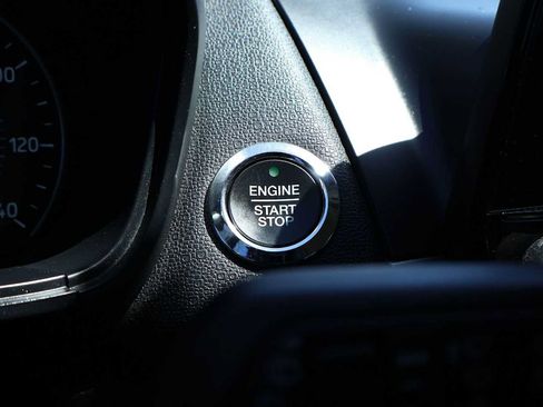Used 2021 Ford EcoSport SE w/ SE Convenience Package FWD image 25
