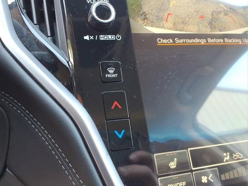 Used 2025 Subaru Legacy Premium AWD/4WD image 13