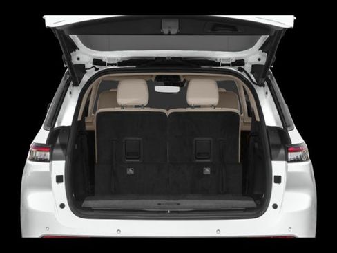 Certified 2022 Jeep Grand Cherokee L Laredo RWD image 8