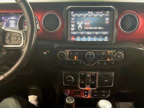 Used 2020 Jeep Gladiator Rubicon image 16
