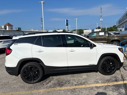 Used 2019 GMC Terrain SLE w/ Driver Convenience Package AWD/4WD image 5