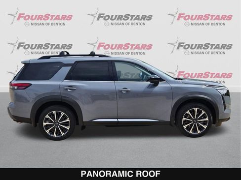 New 2026 Nissan Pathfinder Platinum FWD image 3