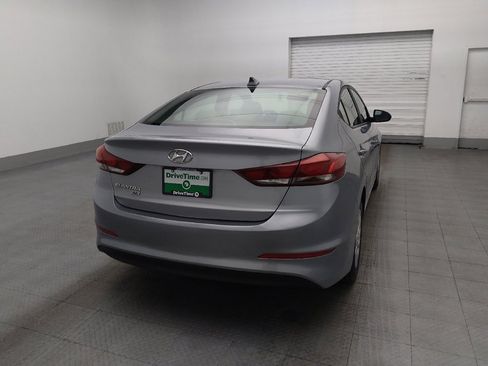 Used 2017 Hyundai Elantra SE FWD image 7