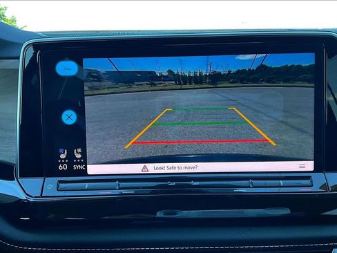 Used 2024 Volkswagen Atlas SE FWD image 14