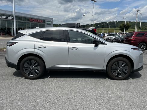 Used 2025 Nissan Murano SL AWD/4WD image 2